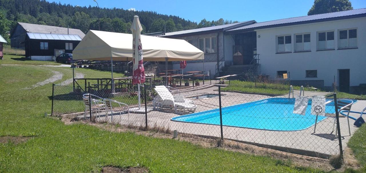 Retro Kemp Pod Boubinem Horní Vltavice Dış mekan fotoğraf